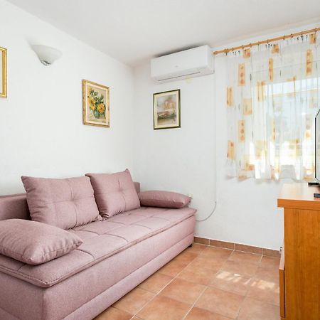 Apartments By The Sea Baska Voda, Makarska - 300 Eksteriør billede