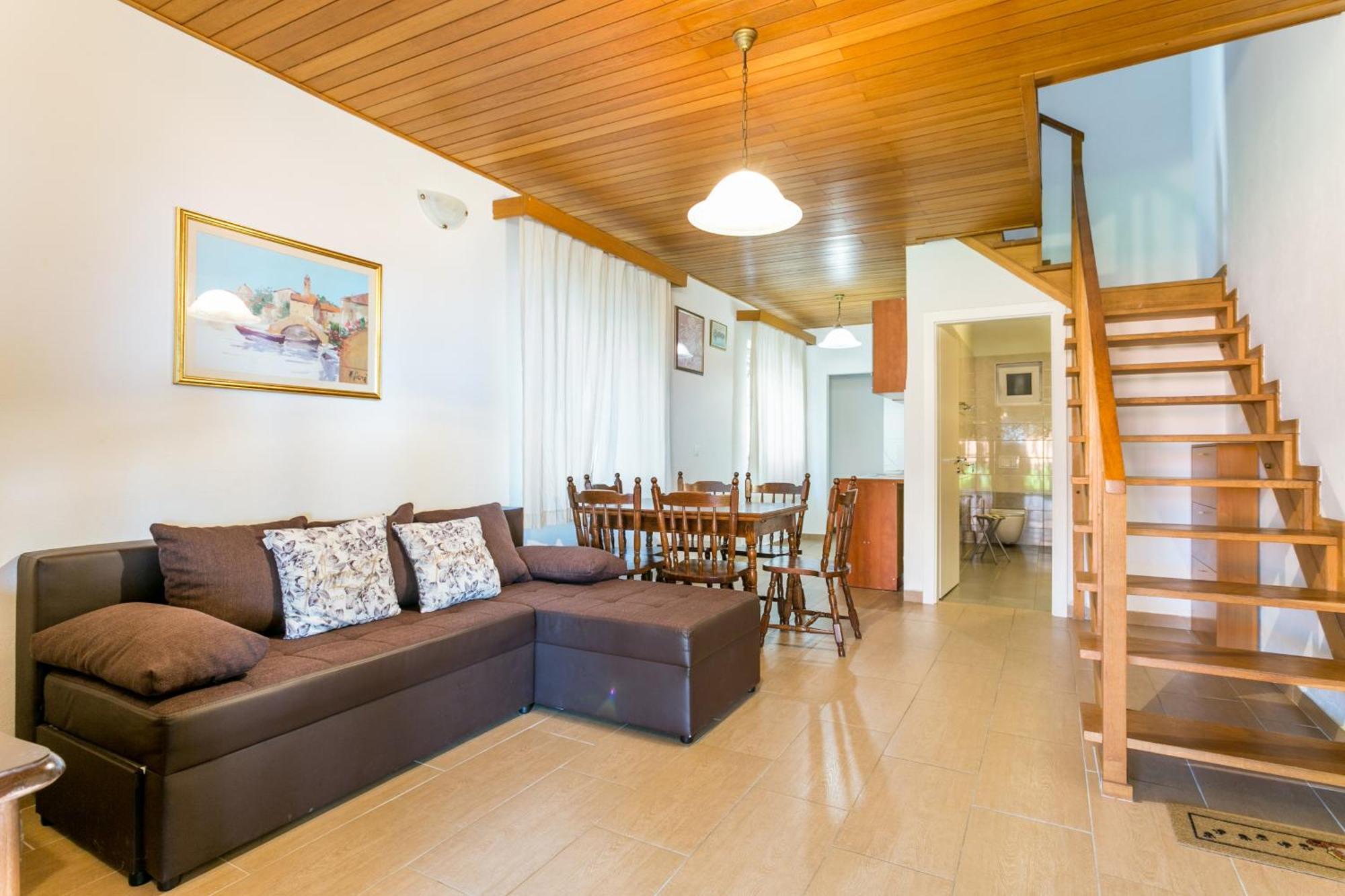 Apartments By The Sea Baska Voda, Makarska - 300 Værelse billede